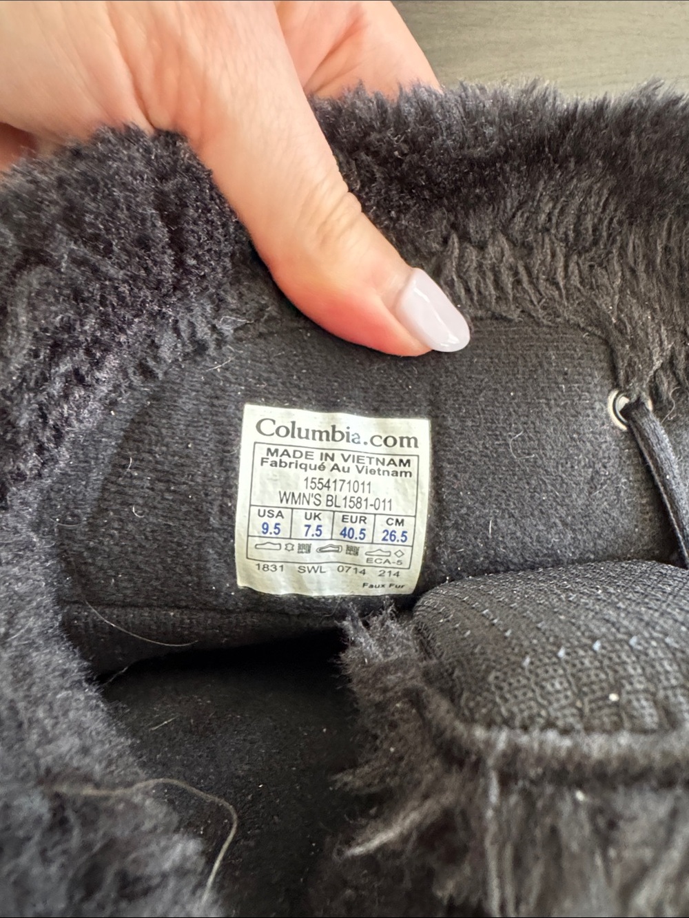 Columbia Winter Furry Boots 9.5 Black - Picture 5 of 5